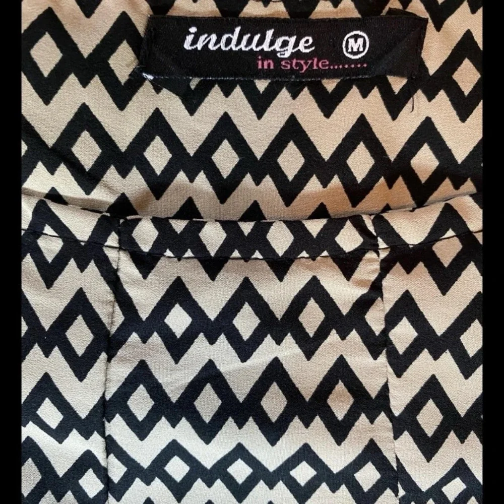 Indulge in Style women's Dress Size Medium‎
